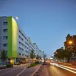 Plaza Messe Hotel 3*