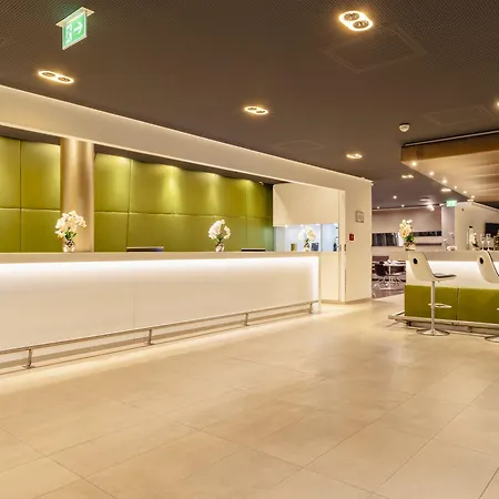 Hotel Plaza Messe 3*