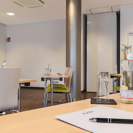 Roomz - Business Design Hotel 3*