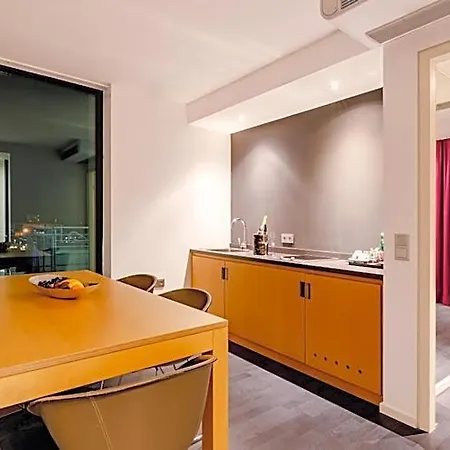 Hotel Roomz - Business Design 3*