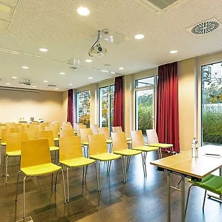 Roomz - Business Design Hotel 3*