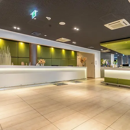 Plaza Messe ホテル 3*
