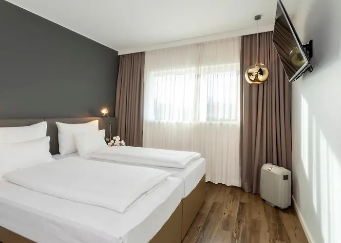 Plaza Messe 酒店 3*