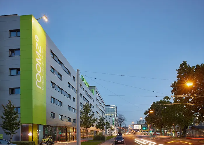 Plaza Messe Hotel 3*