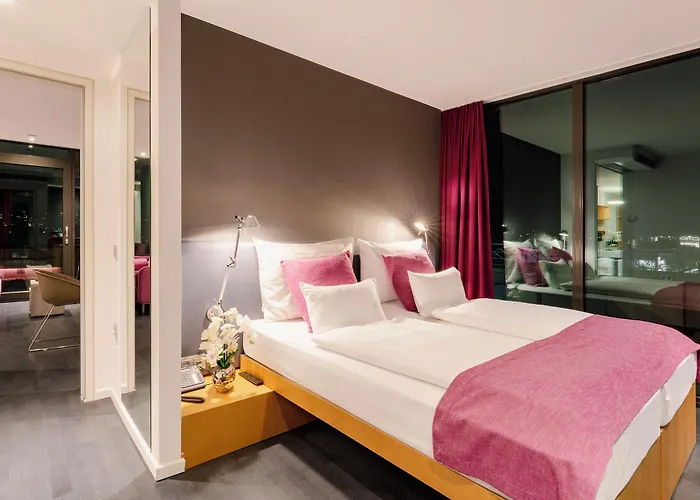 Plaza Messe Hotel 3*